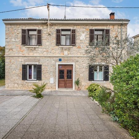 Apartment Nikola Fažana Kültér fotó