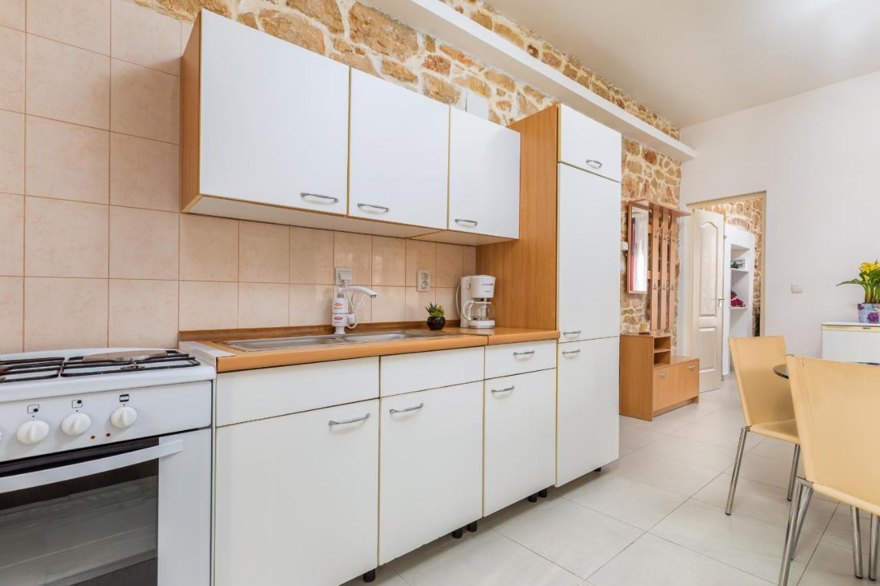 Apartment Nikola Fažana Kültér fotó