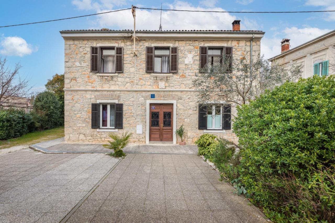 Apartment Nikola Fažana Kültér fotó