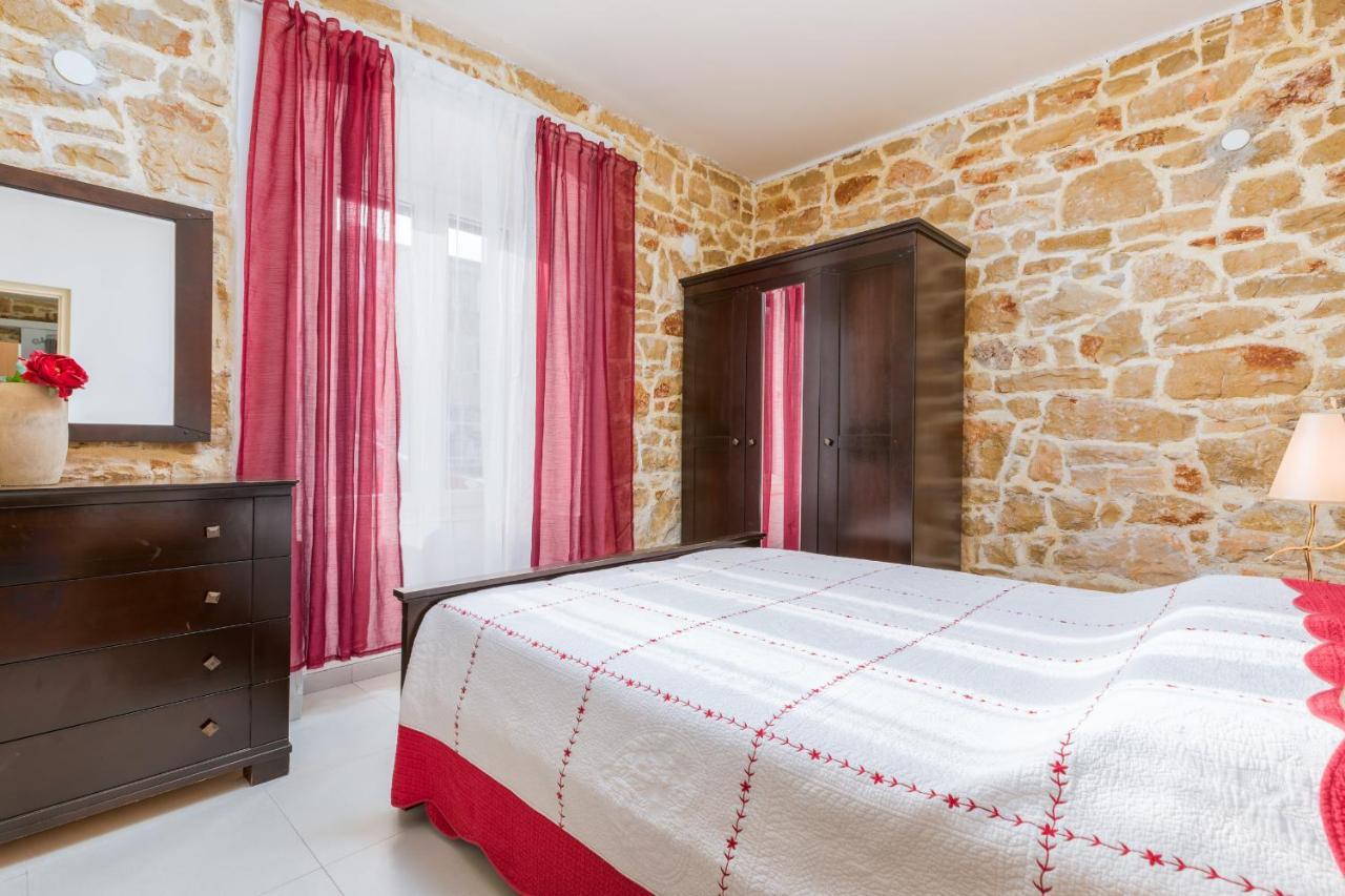 Apartment Nikola Fažana Kültér fotó